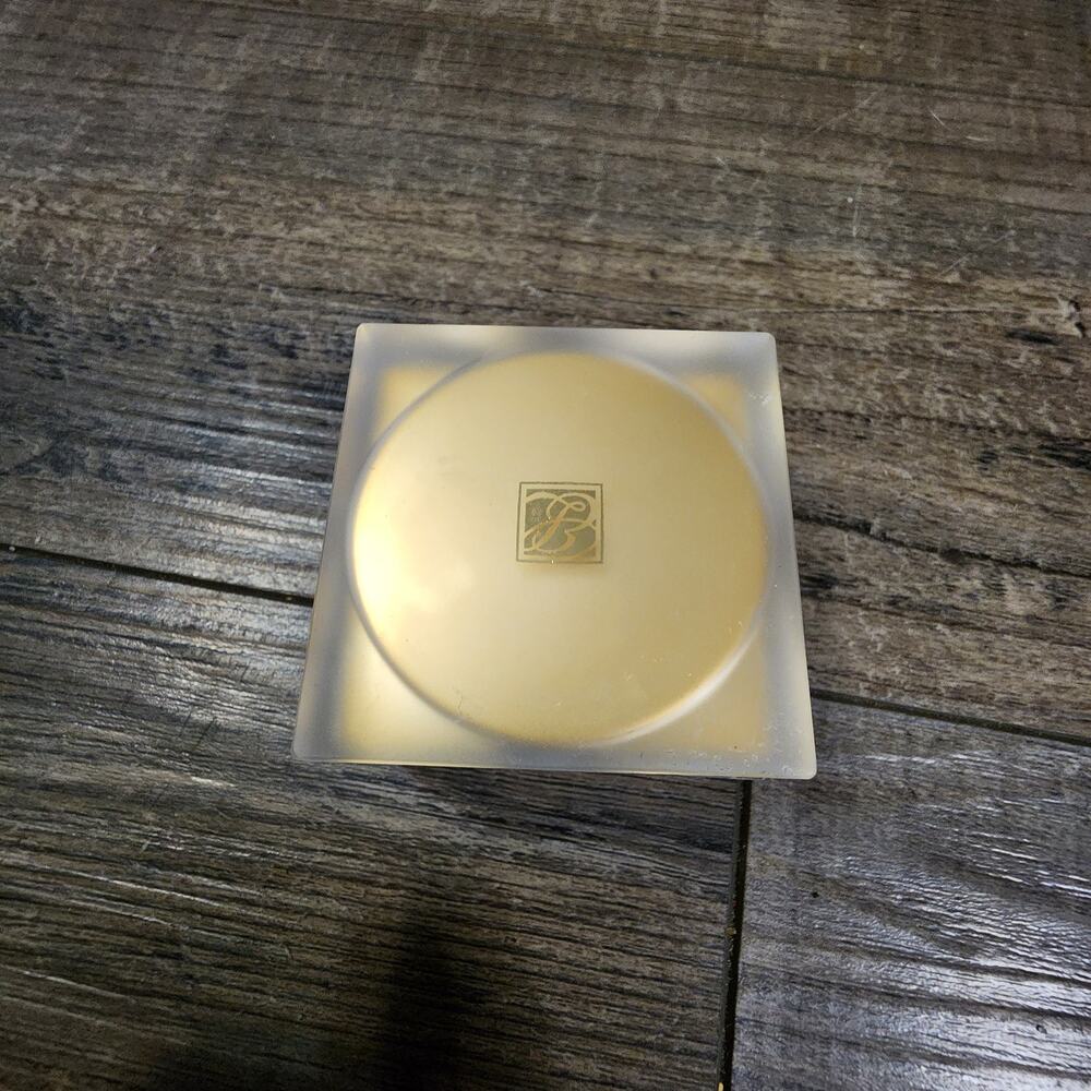 Estee Lauder So Ingenious Loose Powder 02-Light Medium .11 oz NEW b34